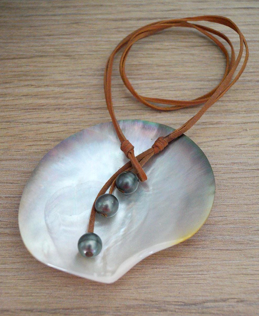 Collier trois perles de Tahiti avec fermoir lasso - Uma