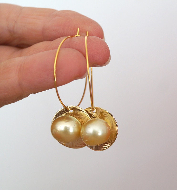 Boucles d'oreilles créoles avec perles Australiennes - Oria