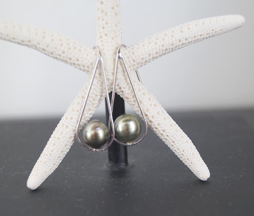 Boucles d'oreilles ovales en argent massif et perles de Tahiti - Nova