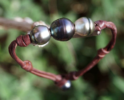 Bracelet trois perles de Tahiti sur cuir large - Ozzy