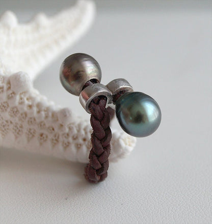 Bague cuir tressé avec duo de perles de Tahiti - Helle