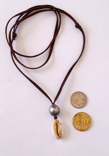 Collier coquillage cauri et perle de Tahiti - Ocea