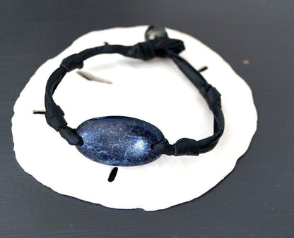 Bracelet cabochon lapis lazuli et fermoir perle de Tahiti - Otto