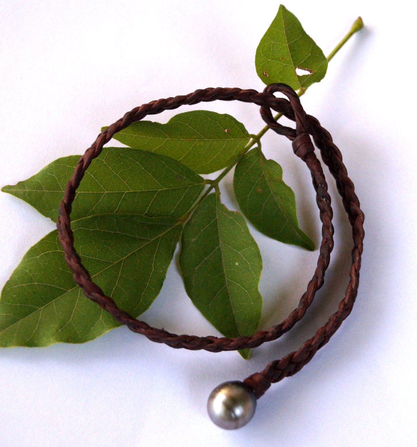 Tahitian Pearl Bracelet - double braided leather - lasso - Althea