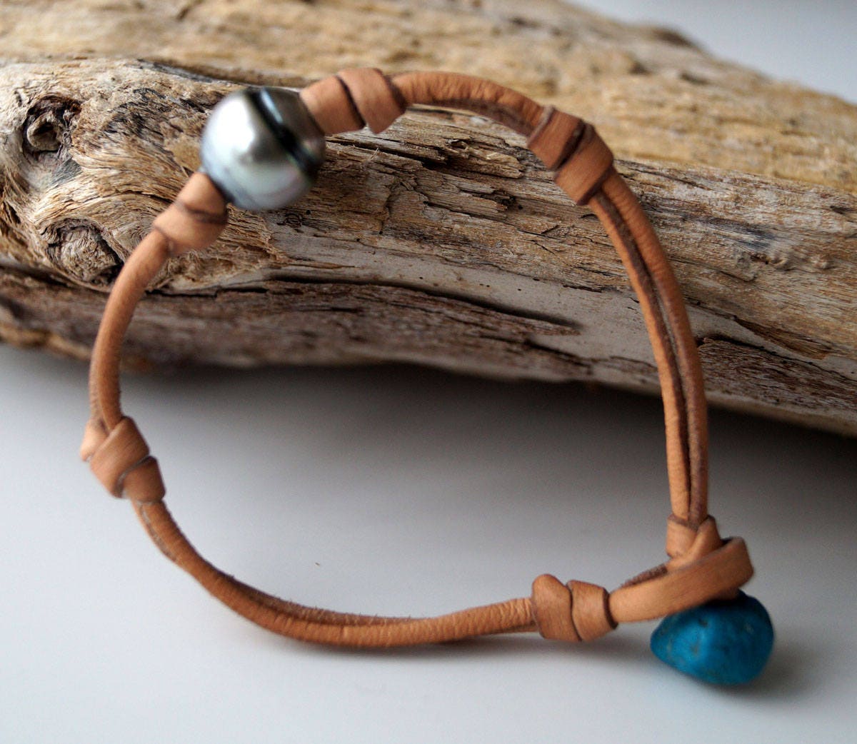 Bracelet perle de Tahiti cuir naturel fermoir turquoise - Tove