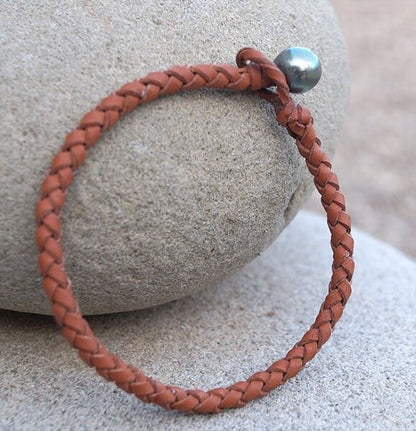 Bracelet cuir fauve tressé et sa perle de Tahiti - Linn