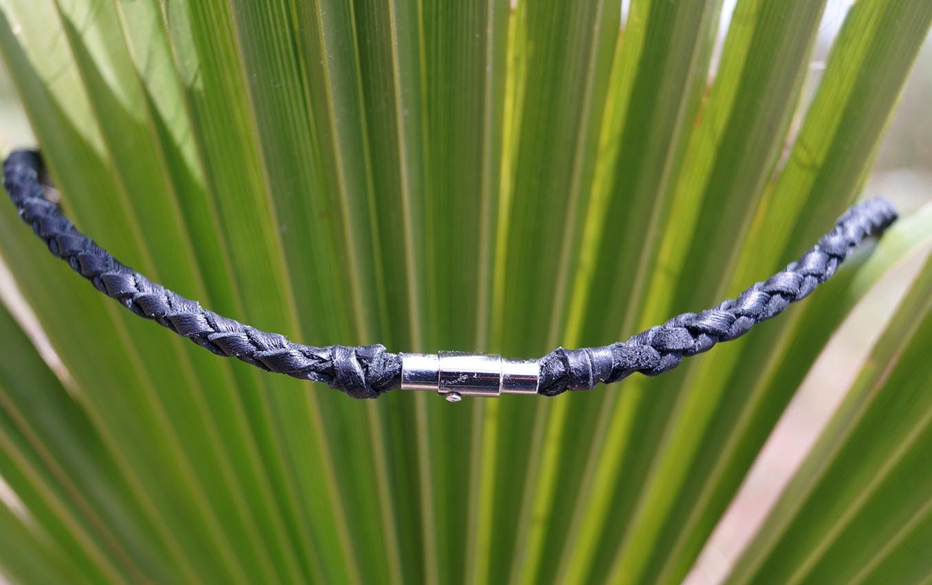 Collier Perle de Tahiti, cuir tressé, fermoir acier inoxydable magnétique - Tupai