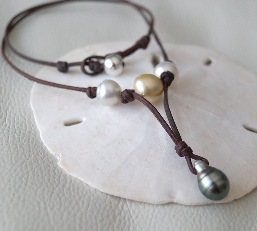 Collier pendentif perle de Tahiti goutte et son trio de perles - Livia