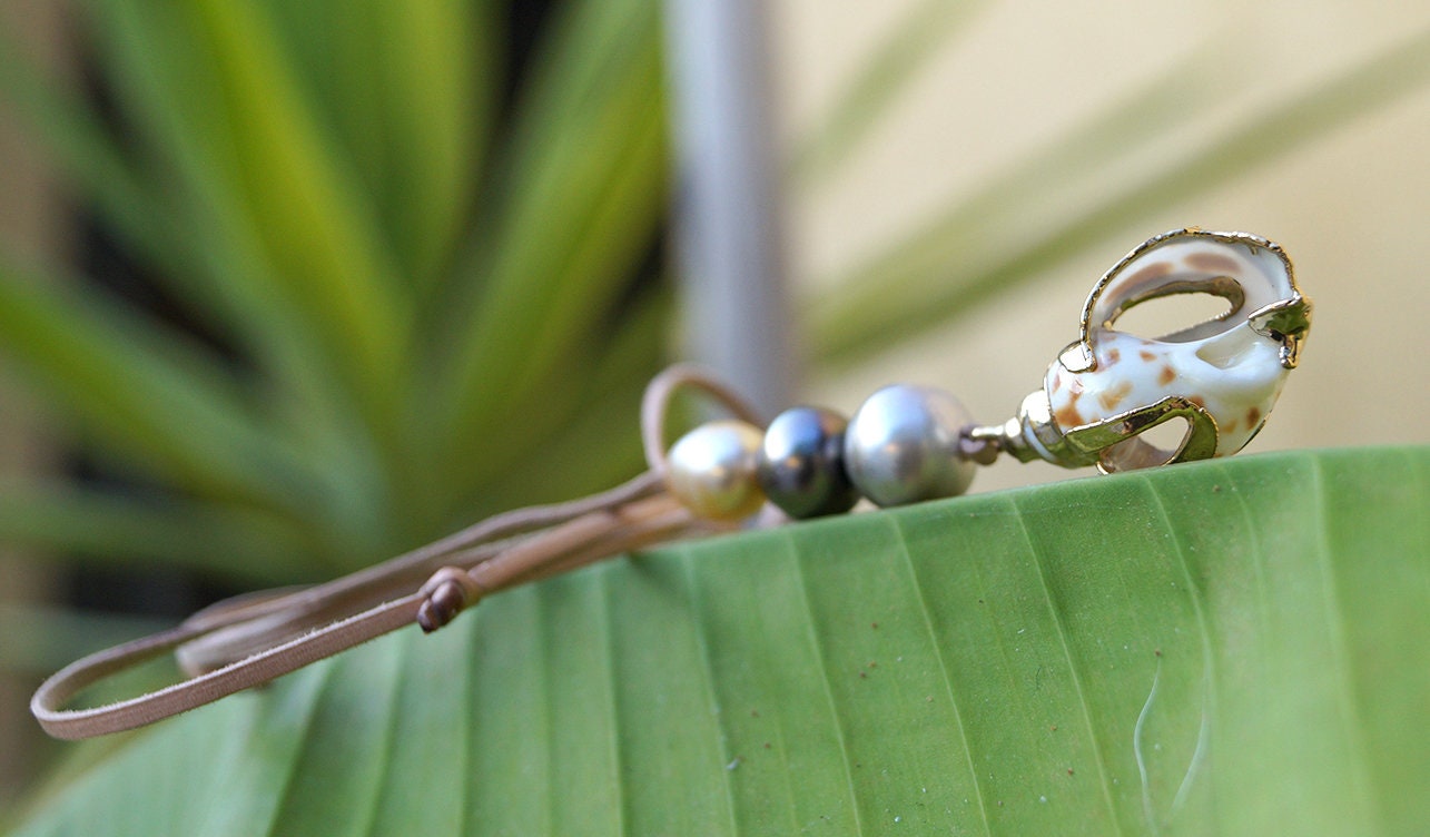Collier coquillage et son trio de perles de Tahiti et Australienne - Blanca