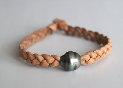 Bracelet cuir large tressé et perle de Tahiti - Rajam