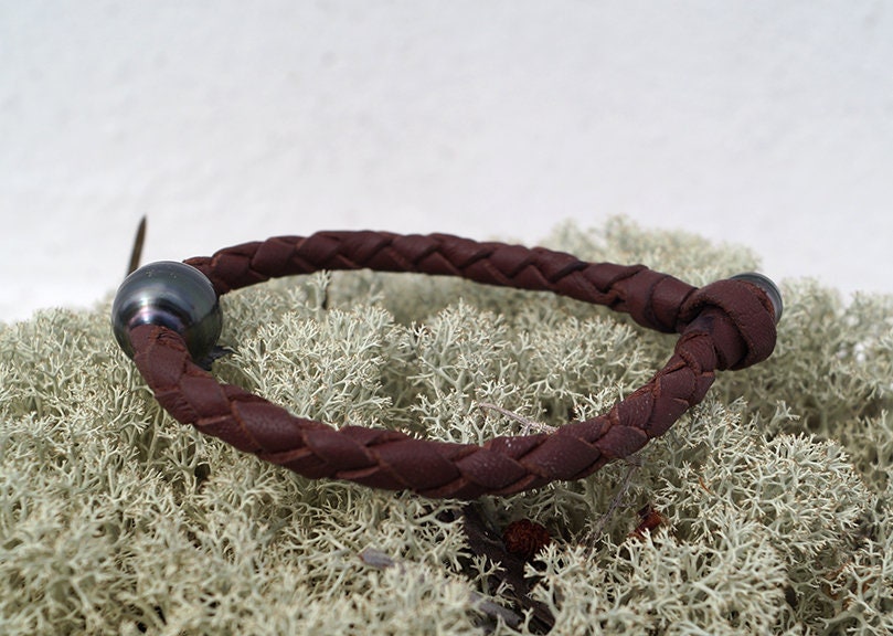 Tahitian Pearl Bracelet - Round Braided Leather - Nate