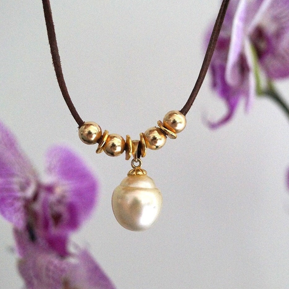 collier perle dorée