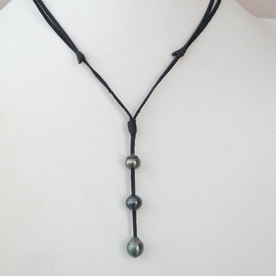 perle noire et cuir