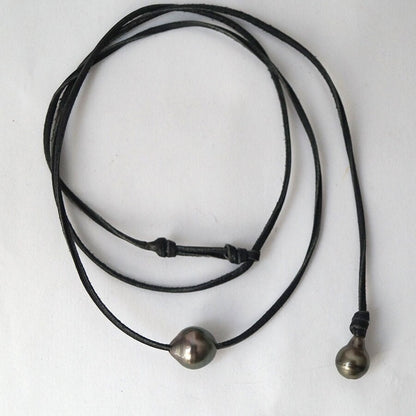 collier cravate cuir et perle de Tahiti