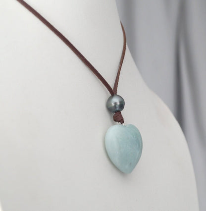 Pendentif coeur amazonite, perle de Tahiti, cuir collier ajustable - Gina