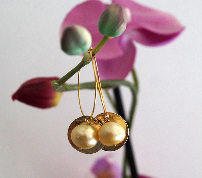 Boucles d'oreilles créoles avec perles Australiennes - Oria