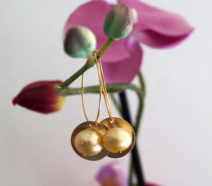 Boucles d'oreilles créoles avec perles Australiennes - Oria