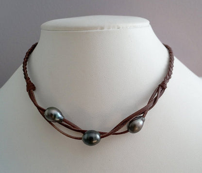 Collier tressé et ses trois perles de Tahiti - Luce