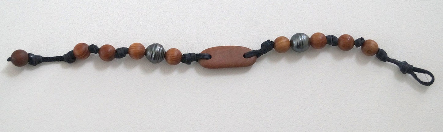 Tahitian Pearl Bracelet - Leather & Sandalwood - Azzo