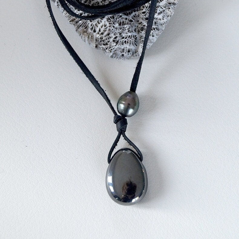 collier perle et cuir