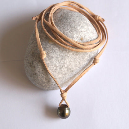 collier homme perle et cuir