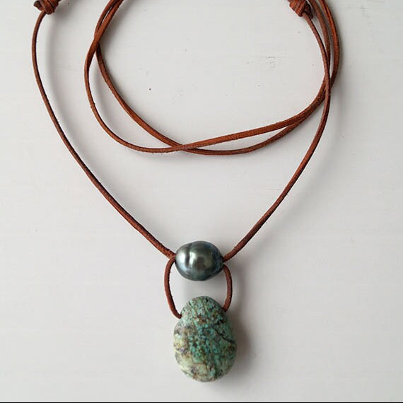  collier perle tahiti et cuir