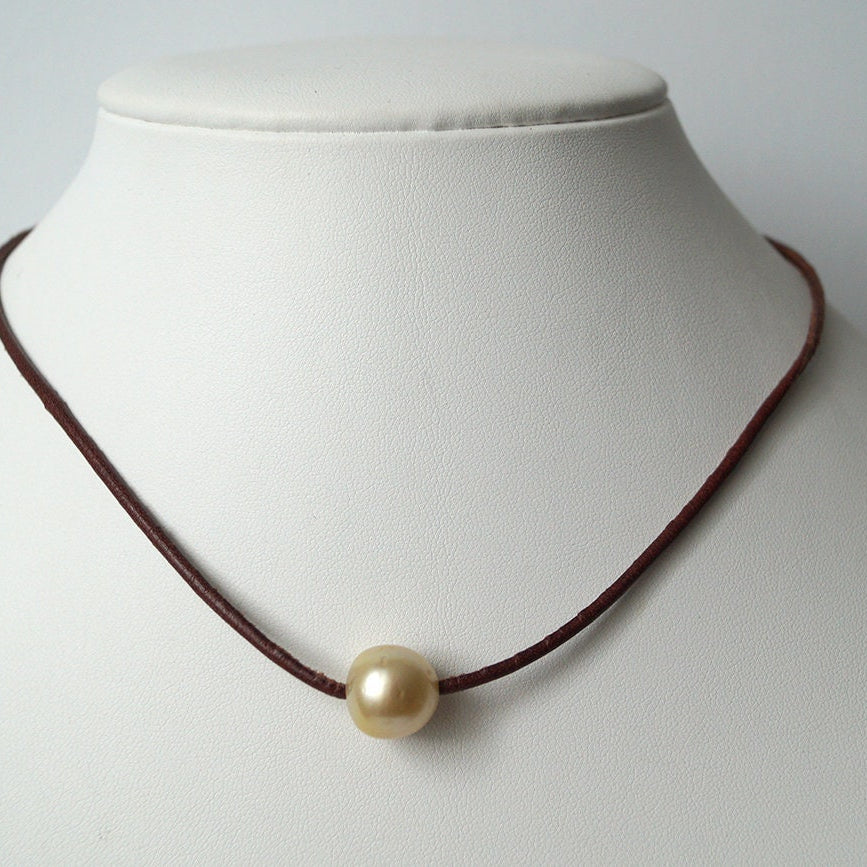 collier cuir et perle