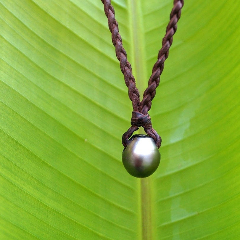 collier perle tahiti et cuir tresse