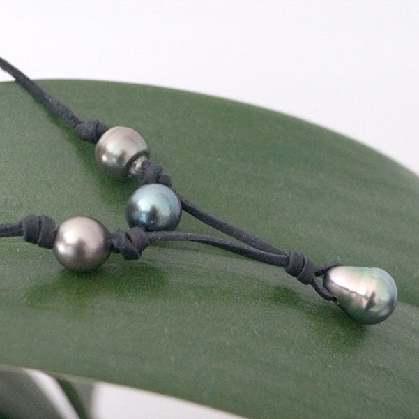 collier perle et cuir