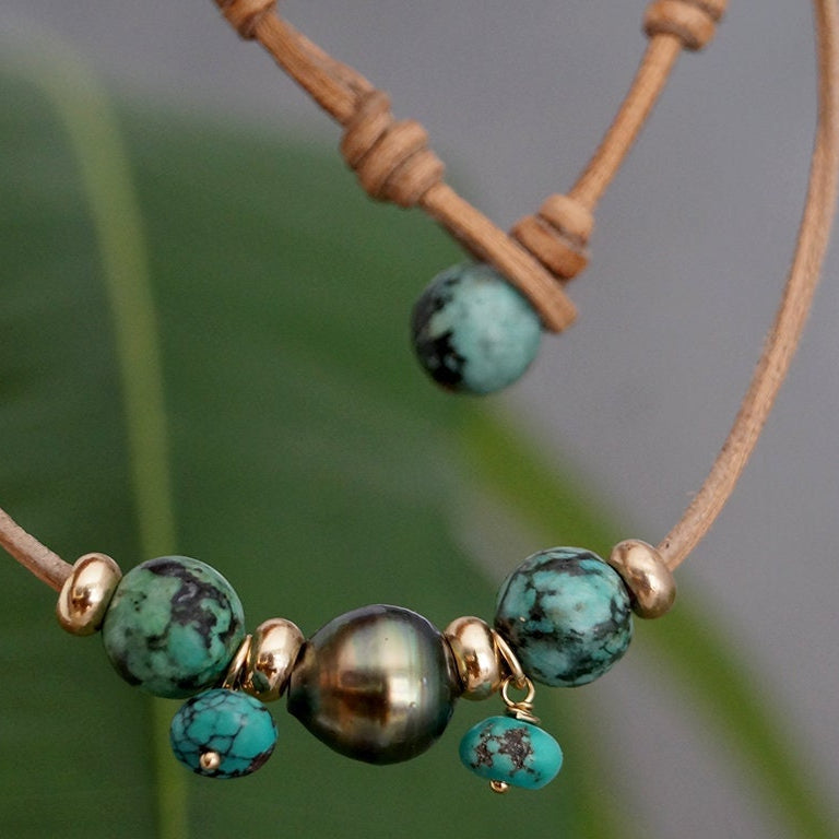 collier perle et cuir