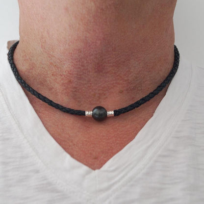 collier homme cuir tressé et perle noire