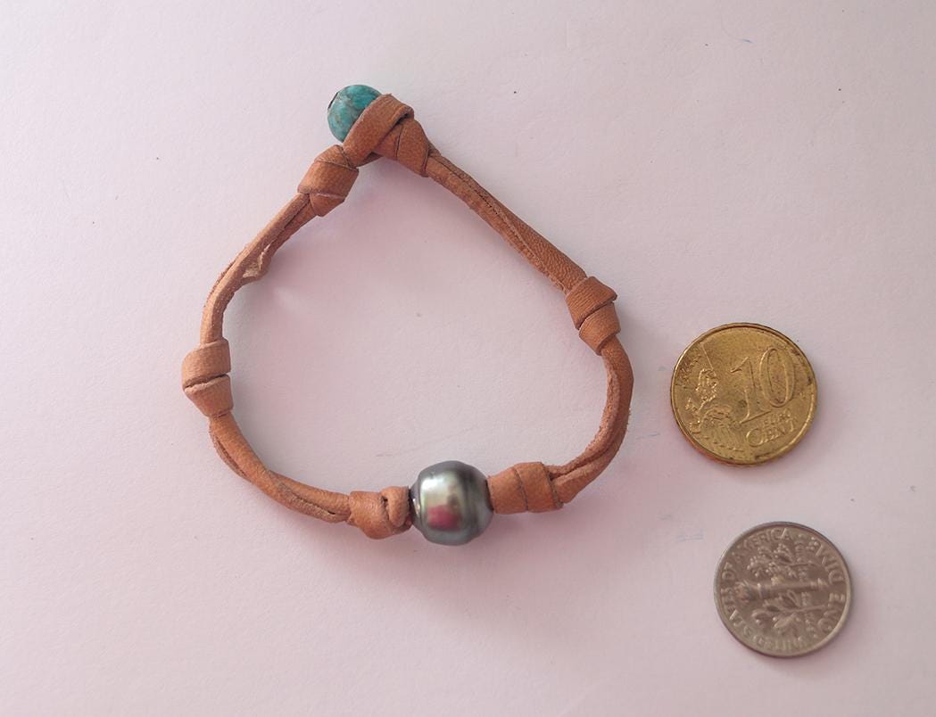 Bracelet perle de Tahiti cuir naturel fermoir turquoise - Tove