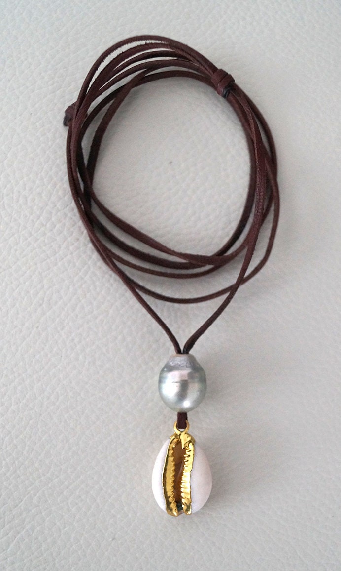 Collier coquillage cauri et perle de Tahiti - Ocea