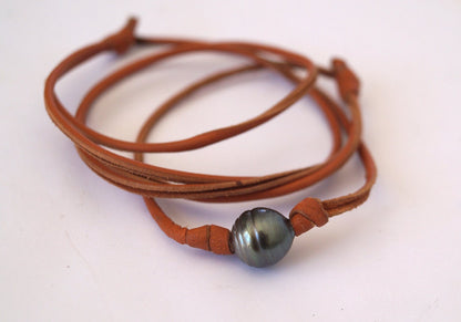 Collier ajustable cuir noir et perle de Tahiti - Ugo