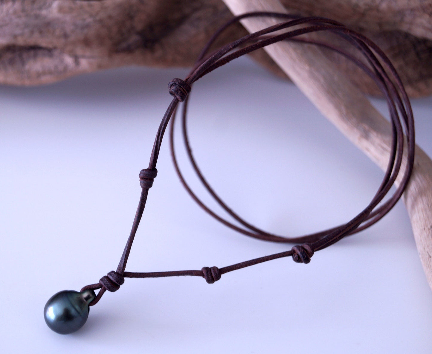 Collier intemporel avec perle de Tahiti - Hélios