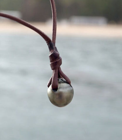 Tahitian Pearl Necklace - Leather - Jack