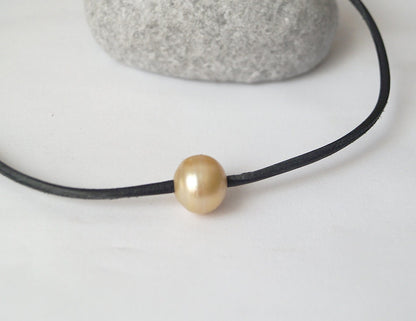 Collier ras de cou perle Australienne - Lia