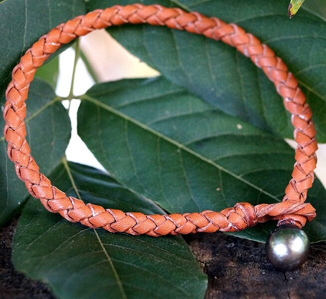 Bracelet cuir fauve tressé et sa perle de Tahiti - Linn