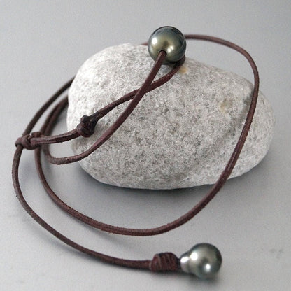 collier perle de culture et cuir